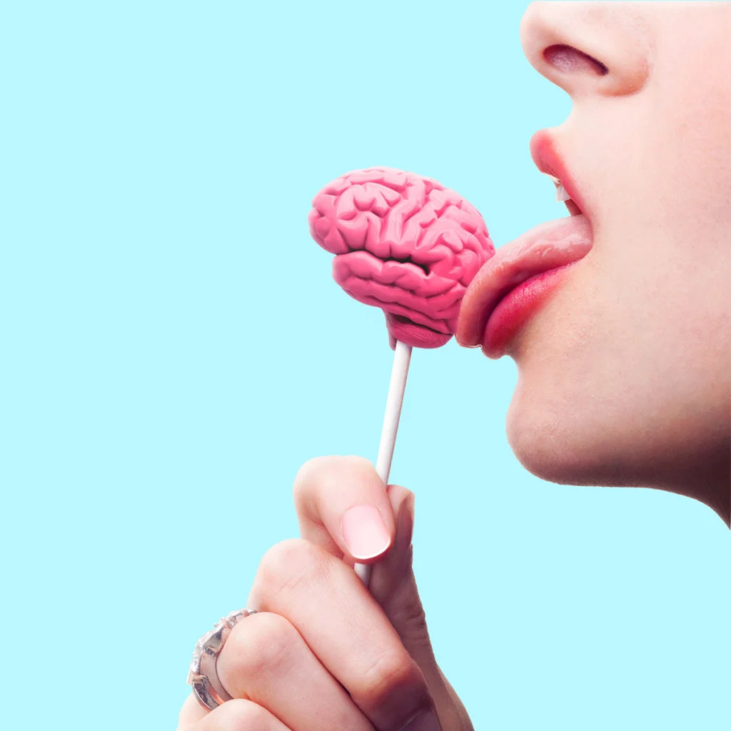 Montages photos d'une sucette en forme de cerveau par 360Brain