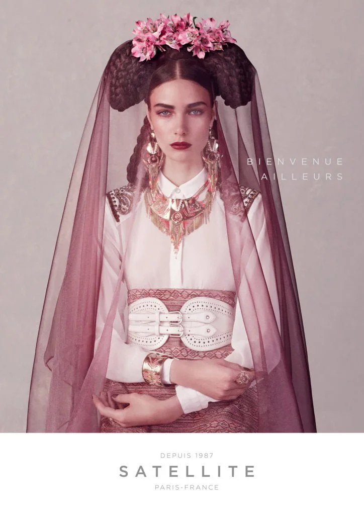 Les Princesses Satellite par Stephanie Pasteur