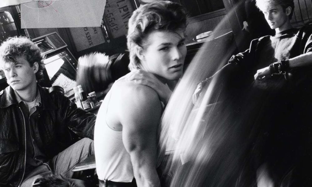 Pochette de l’album Hunting High and Low d’a-ha, sorti en 1985