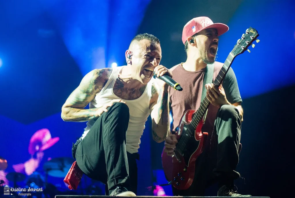 Chester Bennington et Mike Shinoda chantent ensemble à Montréal en 2014
