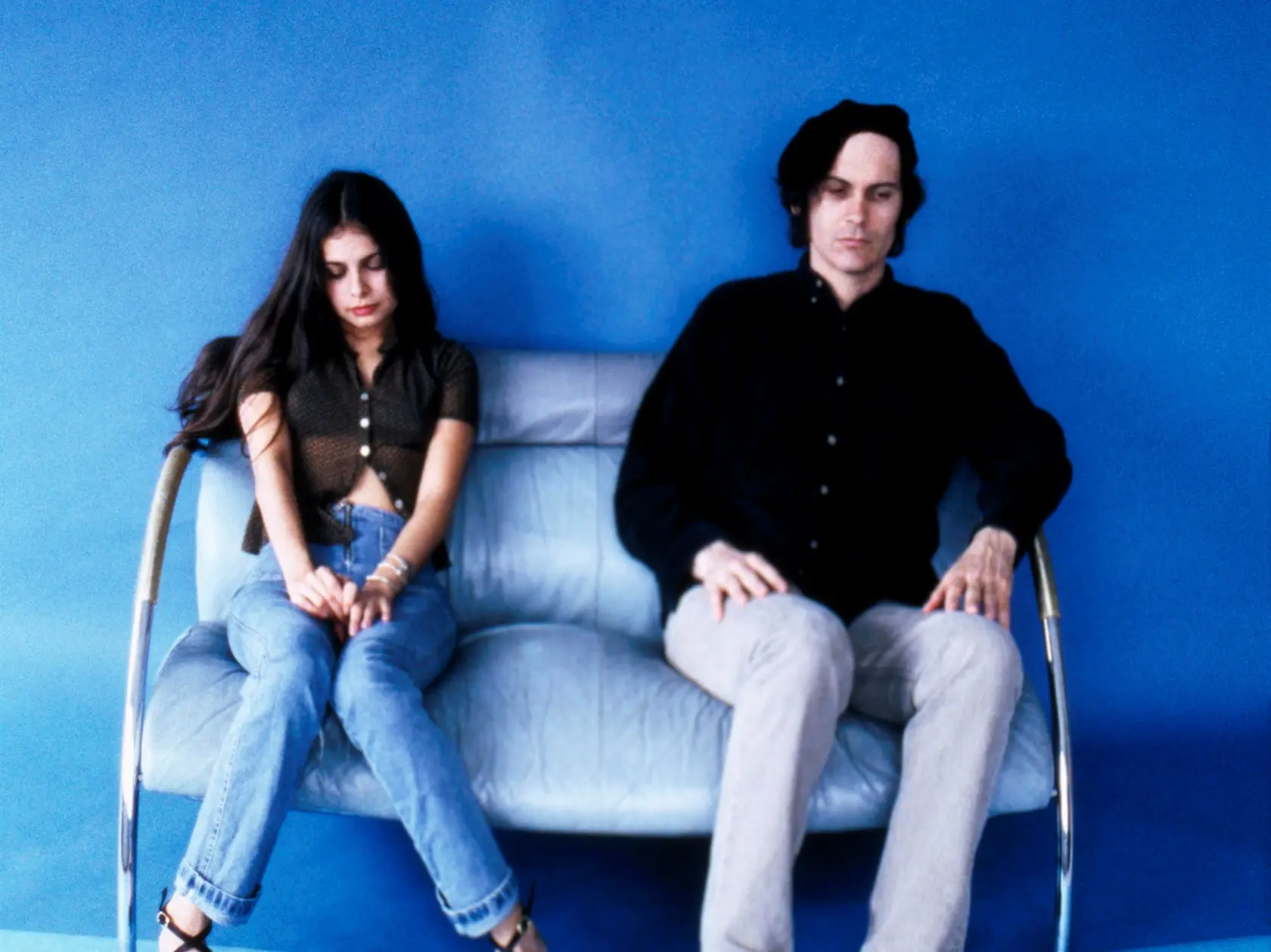 Hope Sandoval et David Roback de Mazzy Star dans un portrait promotionnel d’époque